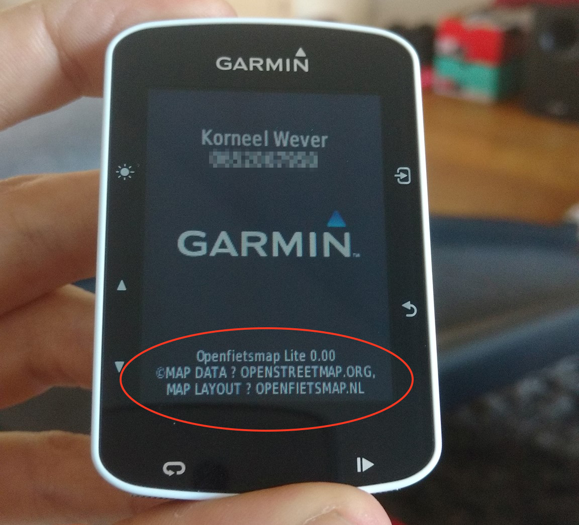 garmin edge 520 screen size